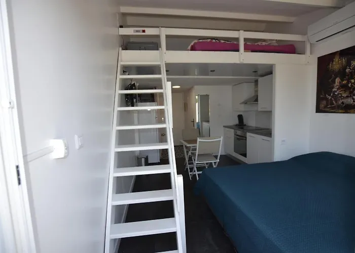 Naturiste Albatros Port Soleil 544 아파트
